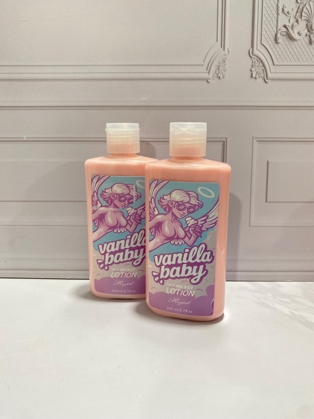 لوسیون صورت و بدن روجت رایحه Vanilla baby