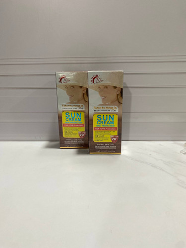 ضدآفتاب بی رنگ Spf70 وکالی